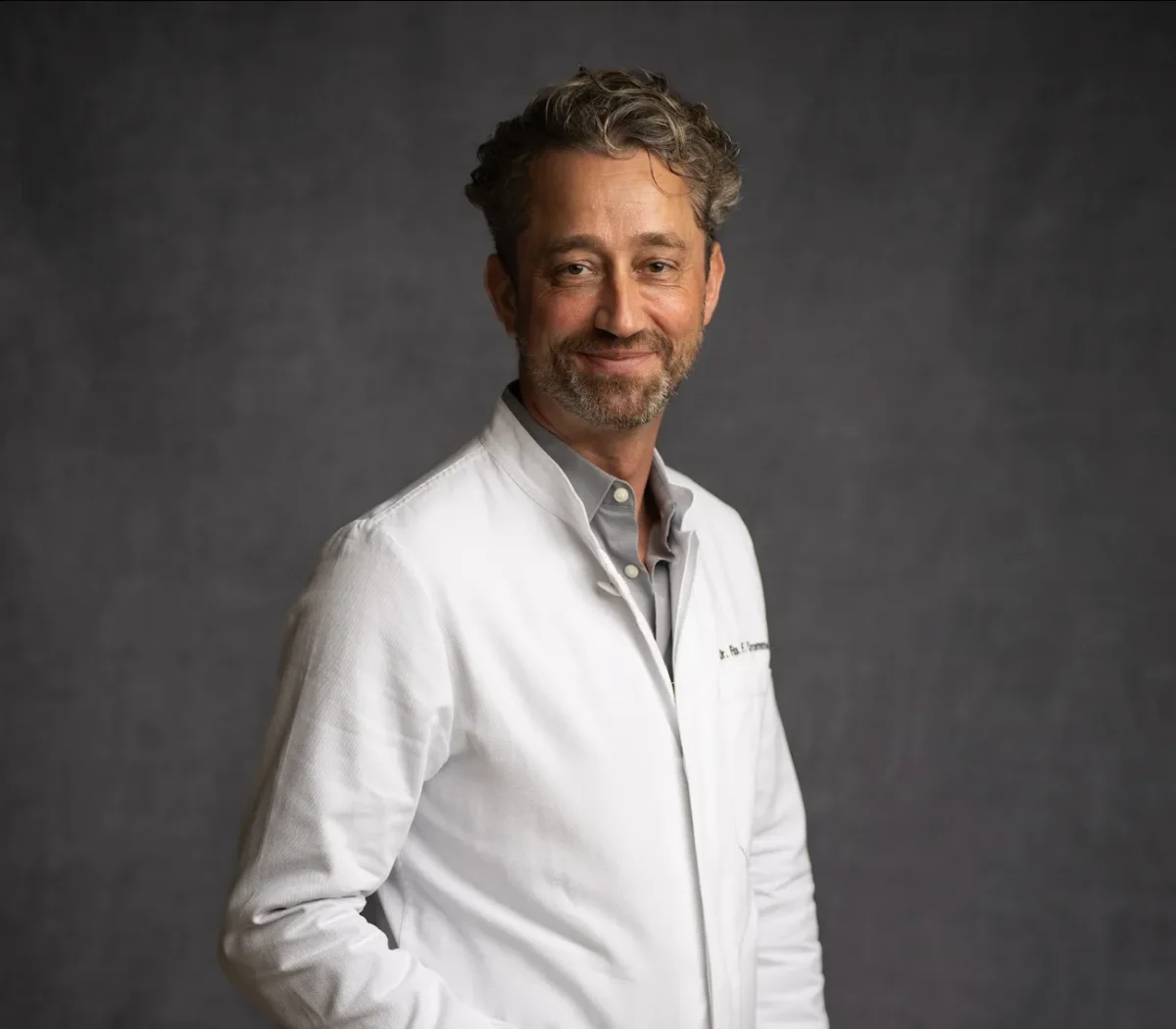 Dr. med. Felix Cromme – Facharzt für Plastische und Ästhetische Chirurgie, Cromme Aesthetics Hamburg